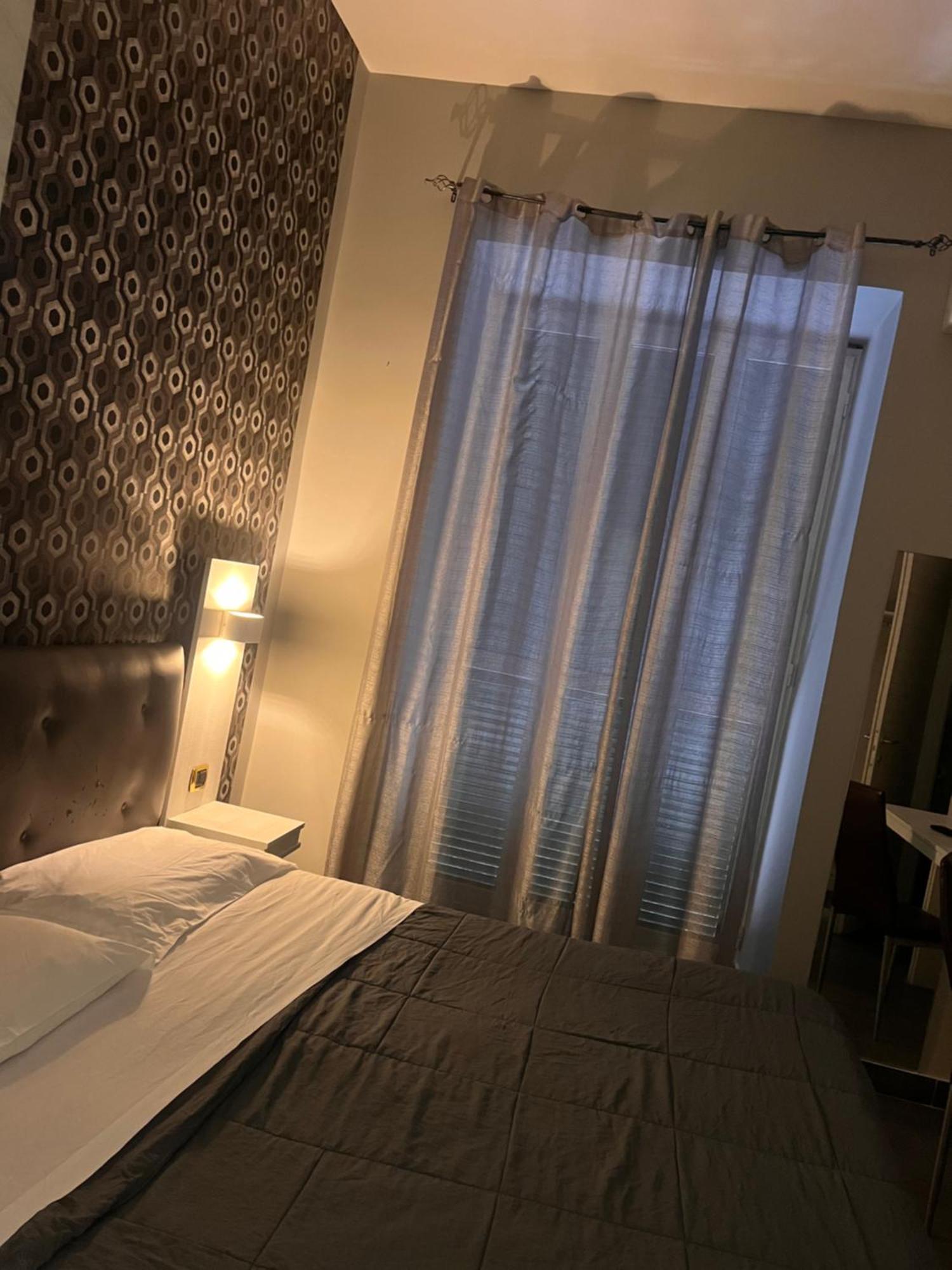 נאפולי International Hotels מראה חיצוני תמונה