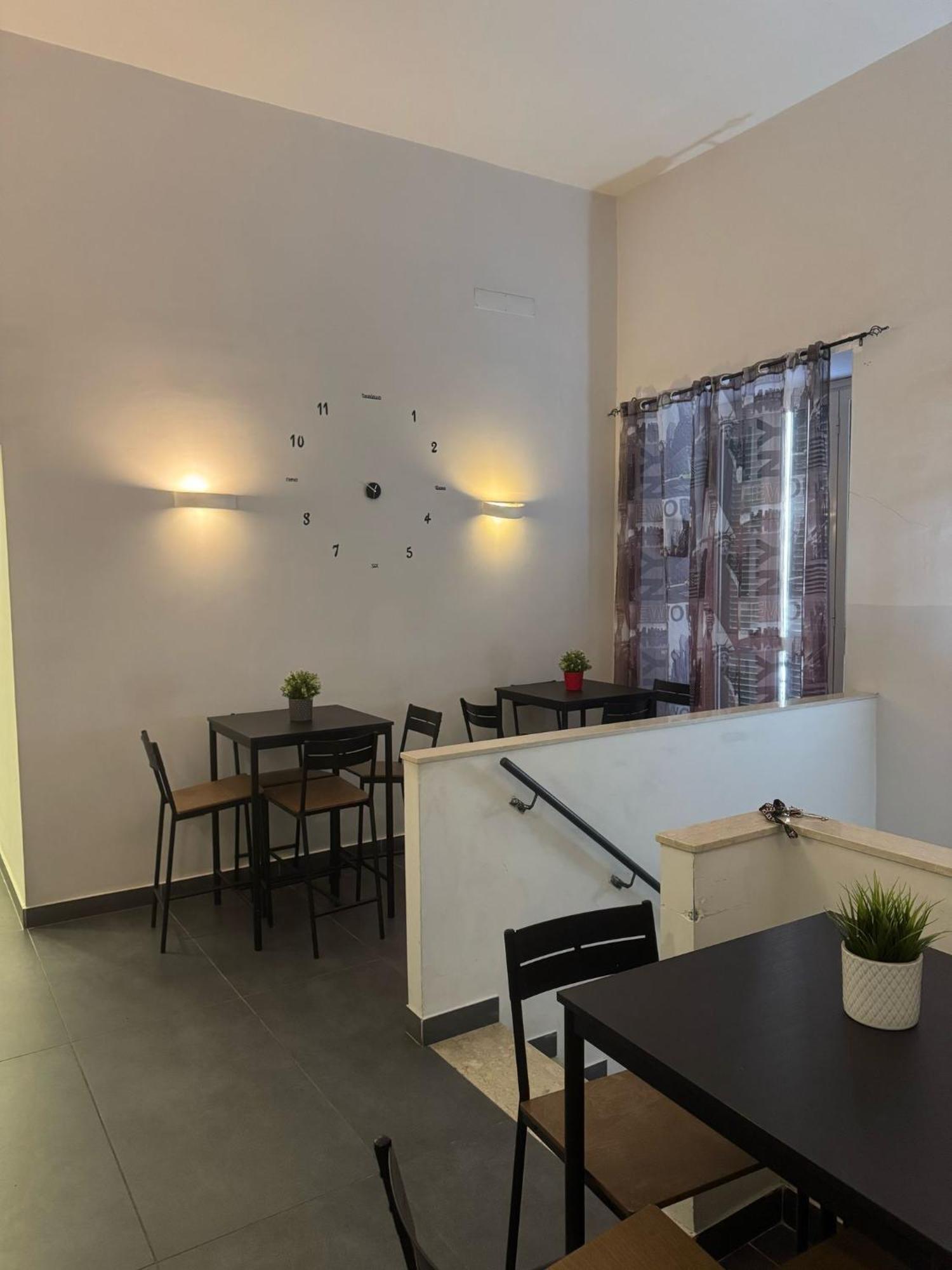נאפולי International Hotels מראה חיצוני תמונה